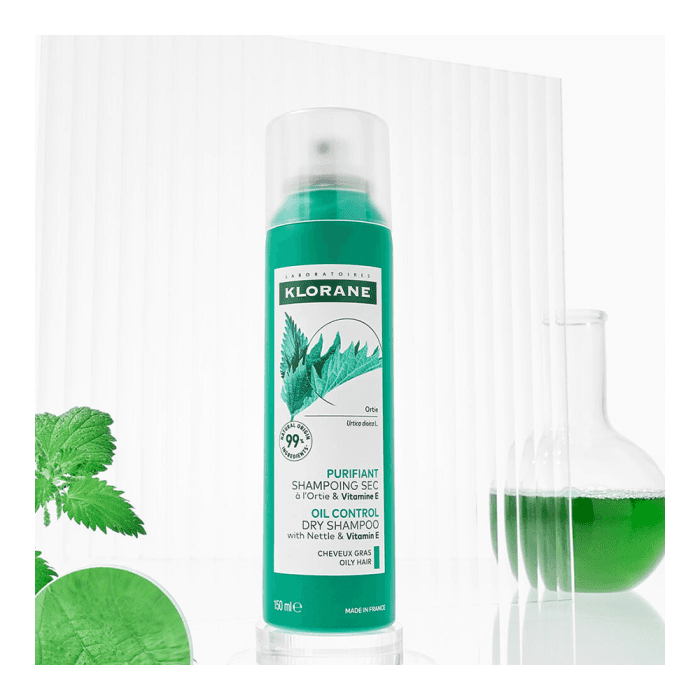 KLORANE seboreguliuojantis sausas šampūnas su dilgėlėmis ir vitaminu E riebiems plaukams, 150 ml-2