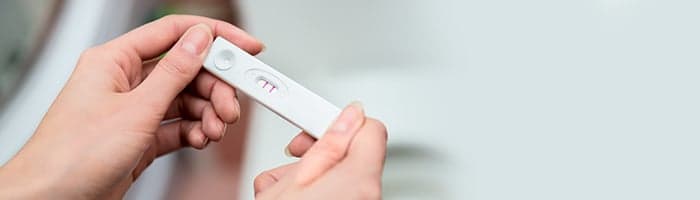 COVID-19 ligai diagnozuoti jau galioja ir namuose atlikti greitieji testai: vaistininkė gyventojus įspėja apie galimas testavimosi klaidas