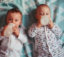 Kūdikių maistui  - 100 metų patirtis ir švariausias Alpių karvių pienas