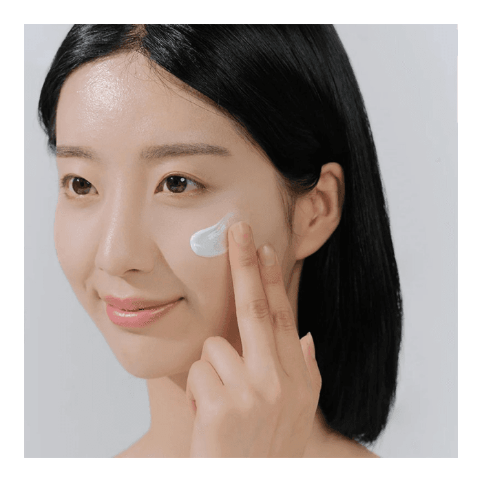 SKIN1004 drėkinamasis veido serumas SPF50, Madagascar Centella Hyalu-Cica Water-Fit Sun Serum, 50 ml-1