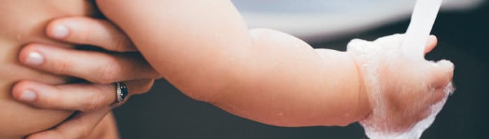 ką reikėtų žinoti apie kūdikio priežiūrą?