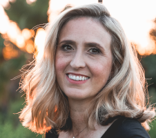 Kas bendra tarp MartiDerm deimantinės linijos kosmetikos ir oraus senėjimo filosofijos?