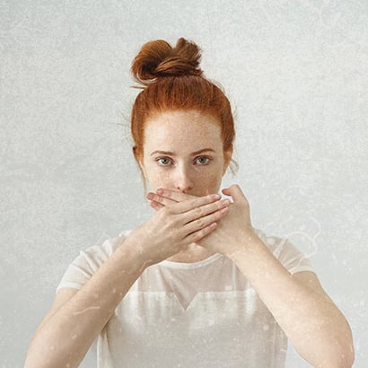 Nemalonus burnos kvapas: priežastys gali būti ne ten, kur manote