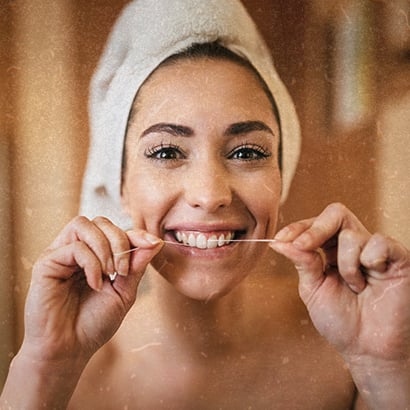 Dantų siūlas – ar jis tikrai reikalingas, o galbūt tai išmislas?